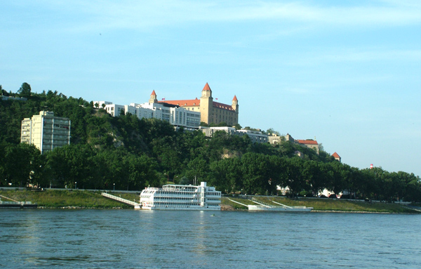 Botel Fairway
